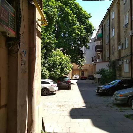 Улица Пушкинская/Угол Успенской Apartmán *